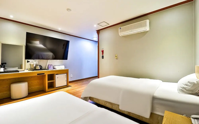 Incheon Airport Young jong stay hotel
