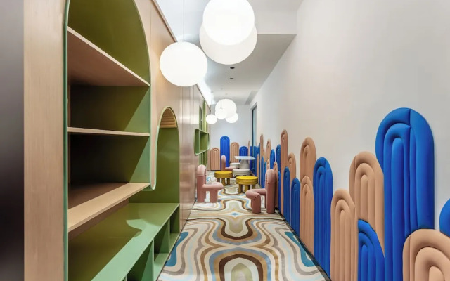 Holiday Inn Express Haikou World Trade Center