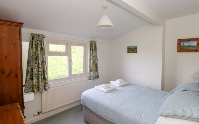 Siesta Chalet, BRIDPORT