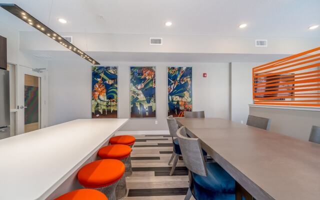 Des Moines Classy 2BD 2BA Downtown Apartment