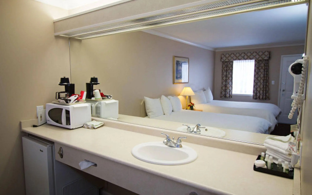 Glenwood Inn & Suites