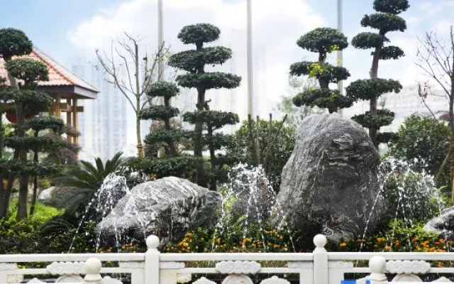 Luzhou Fengzeyuan Hotel