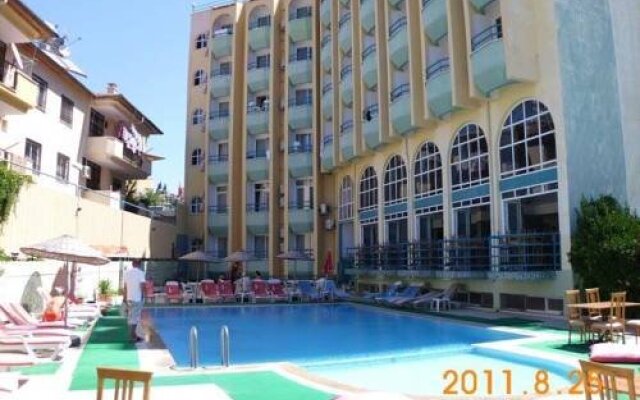 Albora Hotel