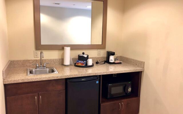 Hampton Inn & Suites Woodstock, VA