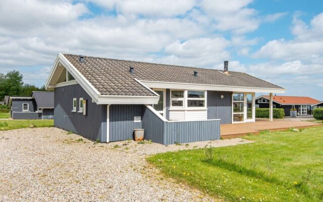 8 Person Holiday Home in Sjolund-by Traum