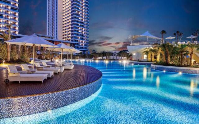 Dusit Thani Shuangyue Bay Resort Huizhou