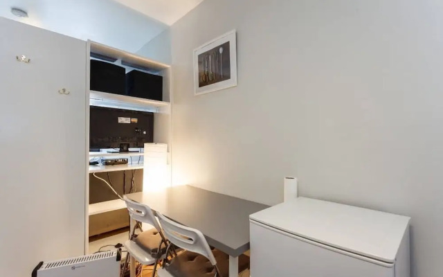 Cozy Private Studio at Redbridge