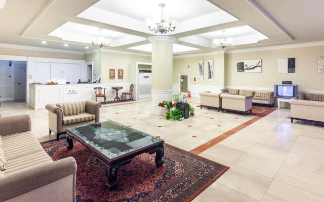 Yangyang Golden Bay Pension