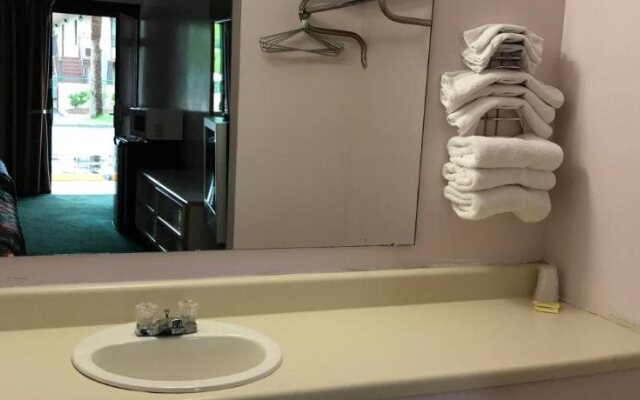 The Enterprise Maingate Motel