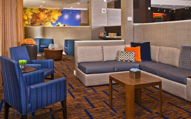 Courtyard by Marriott Charlotte Southpark