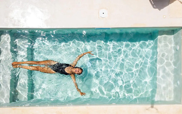 Pink Freud Villas Santorini