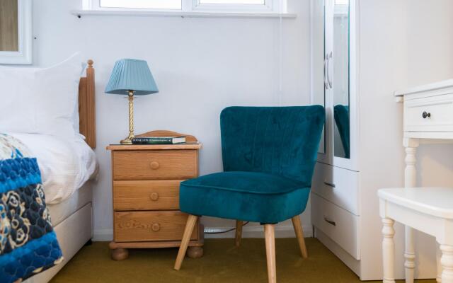 Exclusive Home in Acton by Underthedoormat