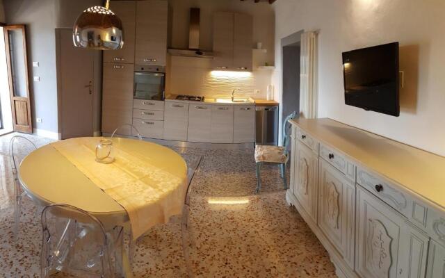 Montevenere 83