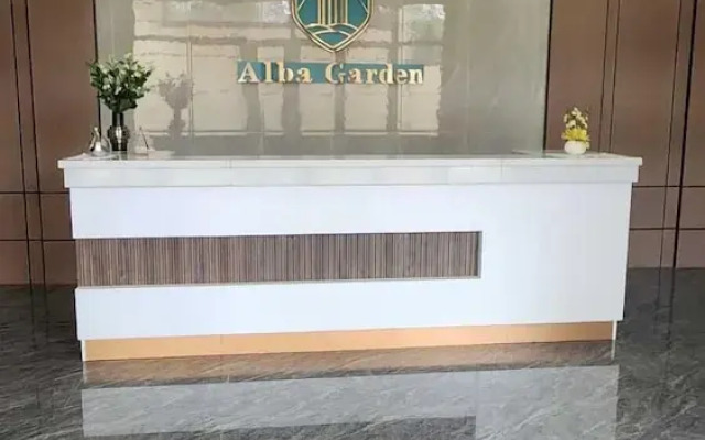 Alba Garden
