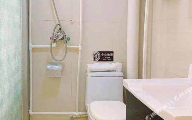 Qianzitong Hotel