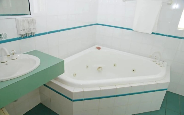 Sapphire Waters Motor Inn