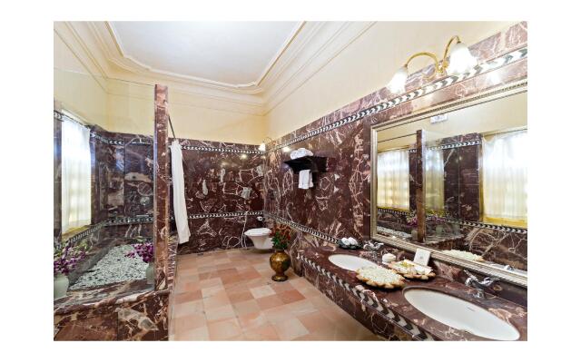 Chunda Palace