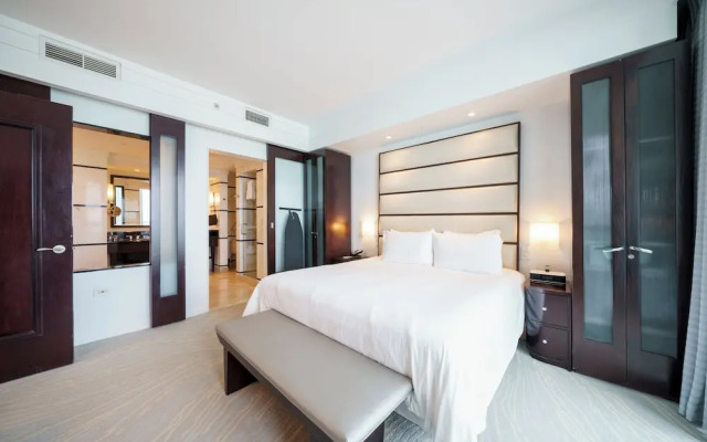 Residences at Fontainebleau Miami