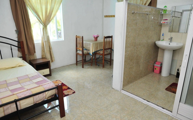Chez Ronald Guest House
