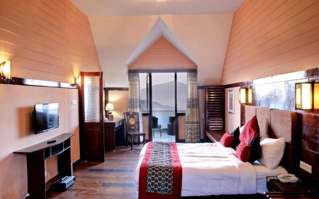 Summit Golden Crescent Resort & Spa
