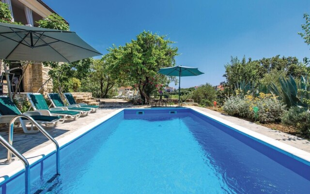 Nice Home in Kampor With 7 Bedrooms, Internet and Outdoor Swimming Pool