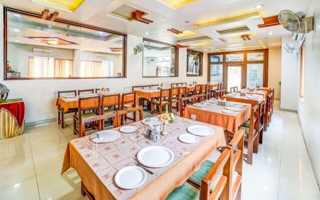 FabHotel Go Shirdi