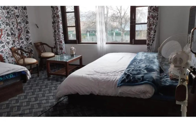 Zebrina Guest House