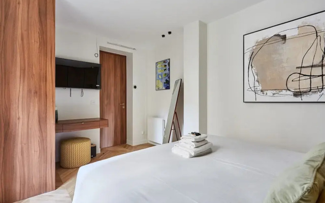 Superb Apartment With 2 Bedrooms