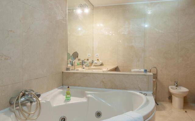 Bartolomeu Apart Hotel