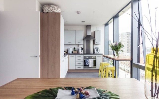 Modern 2 Bedroom Flat in Zone 1