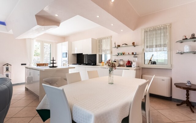Villa Riviera- Bluchalet