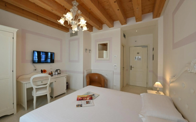 Hotel Villa Patriarca
