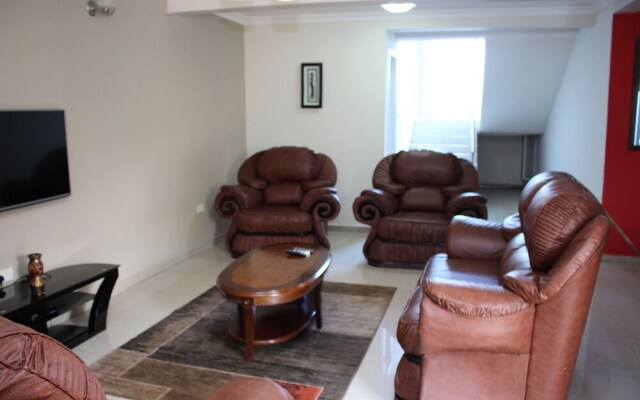 Royal Villa Suites