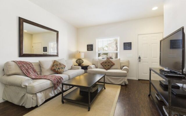 Lucaya Village 2905 C