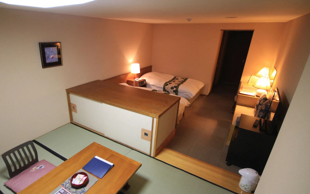 Okunikko Konishi Hotel