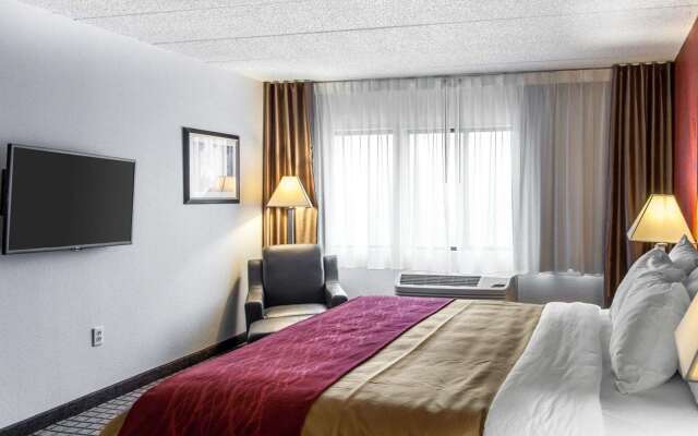 Clarion Hotel & Suites BWI Airport North