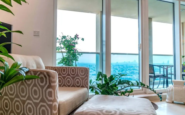 Bnbme Churchill Towers City View