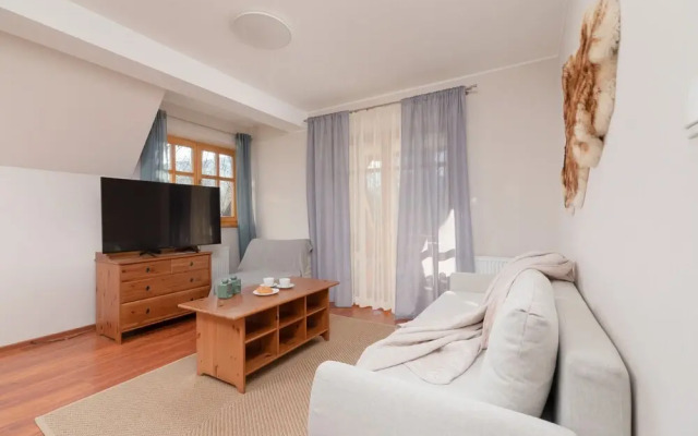Zakopane Ski Apartment near Polana Szymoszkowa by Renters