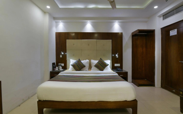 Hotel Yuvraj Deluxe – Guest Rooms – Delhi