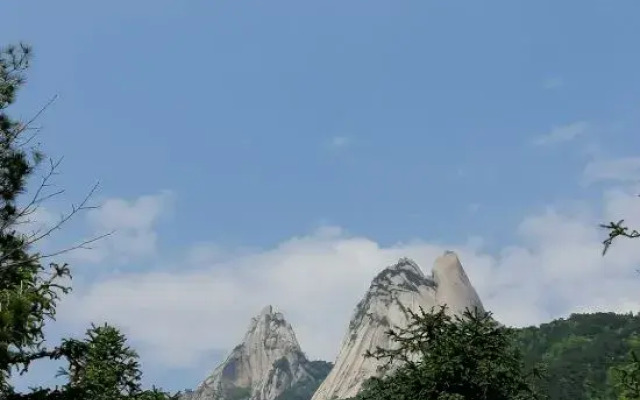Tianzhushanzhoujiazhuangyuanjiudian