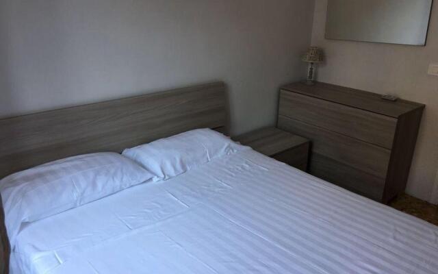 Colonna Suite Luxury - Termini Station Big Apartment