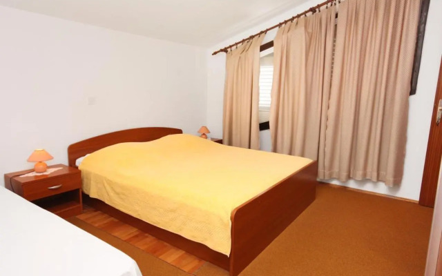 Apartments by the sea Podgora, Makarska - 6082