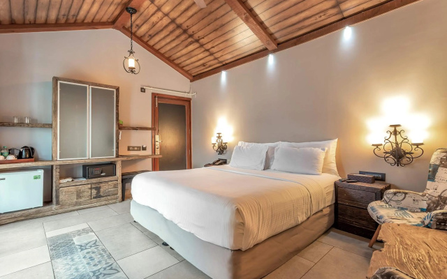 The Baga Beach Resort – Guest Rooms – Calangute