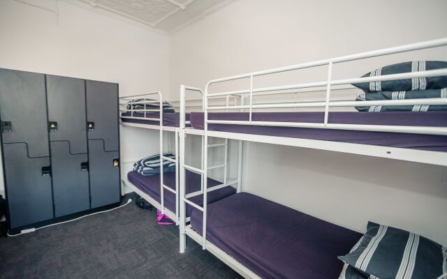 Wake Up! Bondi Beach - Hostel