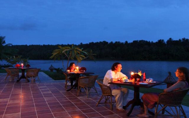 Fragrant Nature Backwater Resort & Ayurveda Spa