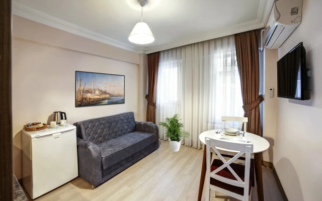 Seven Roses Apart Hotel