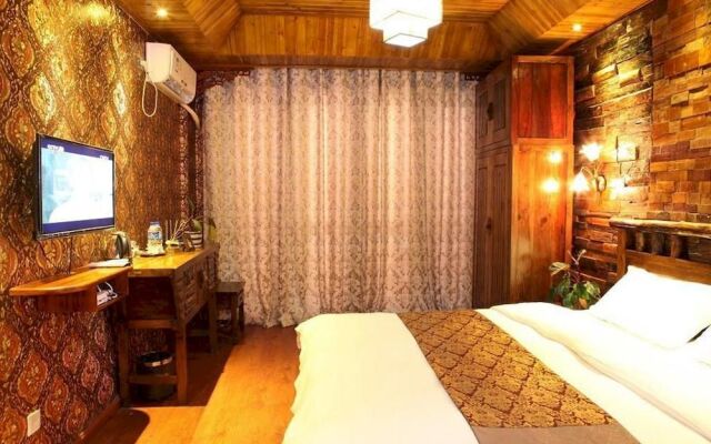 Xishuangbanna Fengweizhu Inn