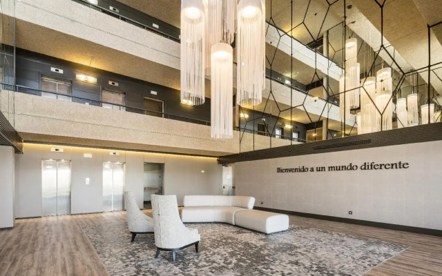 Hotel ILUNION Las Lomas