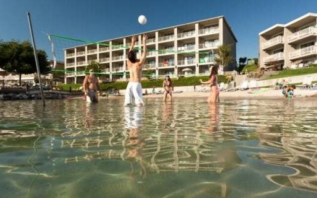 Campbell's Resort
