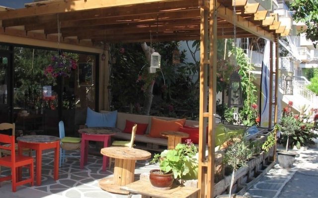 Rodos Backpackers